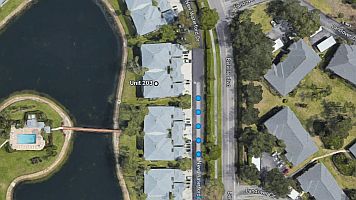 Mit einem KLICK aufs Bild vergr&ouml;ssert es sich. Mit F11 macht man es noch gr&ouml;sser. Mit dem grossen Bild wird gleichzeitig eine SLIDE-SHOW zur Verf&uuml;gung gestellt. Es geht VOR oder ZUR&Uuml;CK in dem man RECHTS oder LINKS auf das grosse Bild klickt. Beendet wird die Gross-Darstellung durch KLICK in den abgedunkelten Bereich oder auf (x).