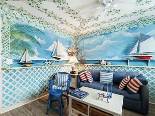 CLICK on picture to enlarge. Command Key F11 makes it even bigger. With the large picture a SLIDE SHOW is automatically activated. To go BACK and FORTH click on the LEFT or RIGHT side of the big picture. To finish the SLIDE SHOW click in the darkened area or on (x).